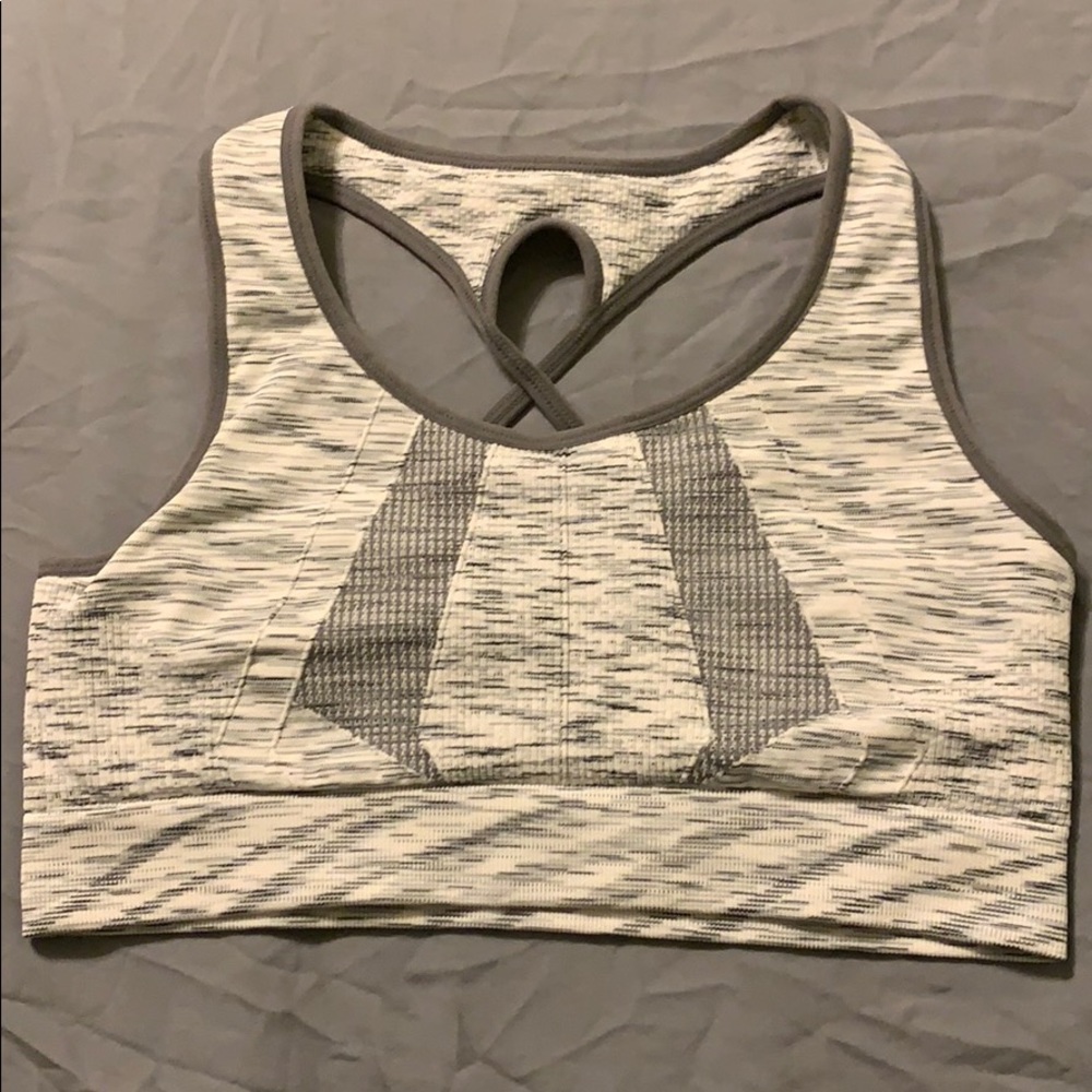 Medium Women’s Soho Sports Bra